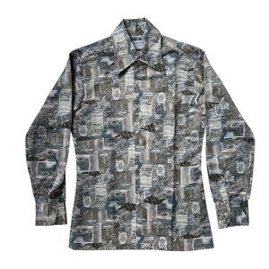 70s Vintage Novelty Print Buttonup Shirt Pointed Collar Country Fair Pattern.